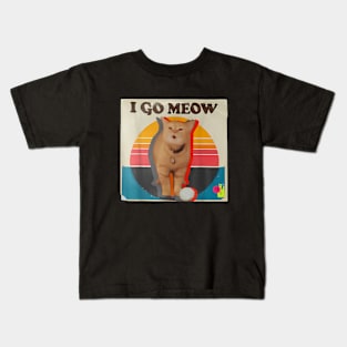 I Go Meow Funny Singing Cat Meme Kids T-Shirt